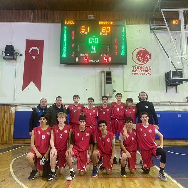 Marmaris U16 Basketbol Takımı Büyük Bir Başarıya İmza Attı