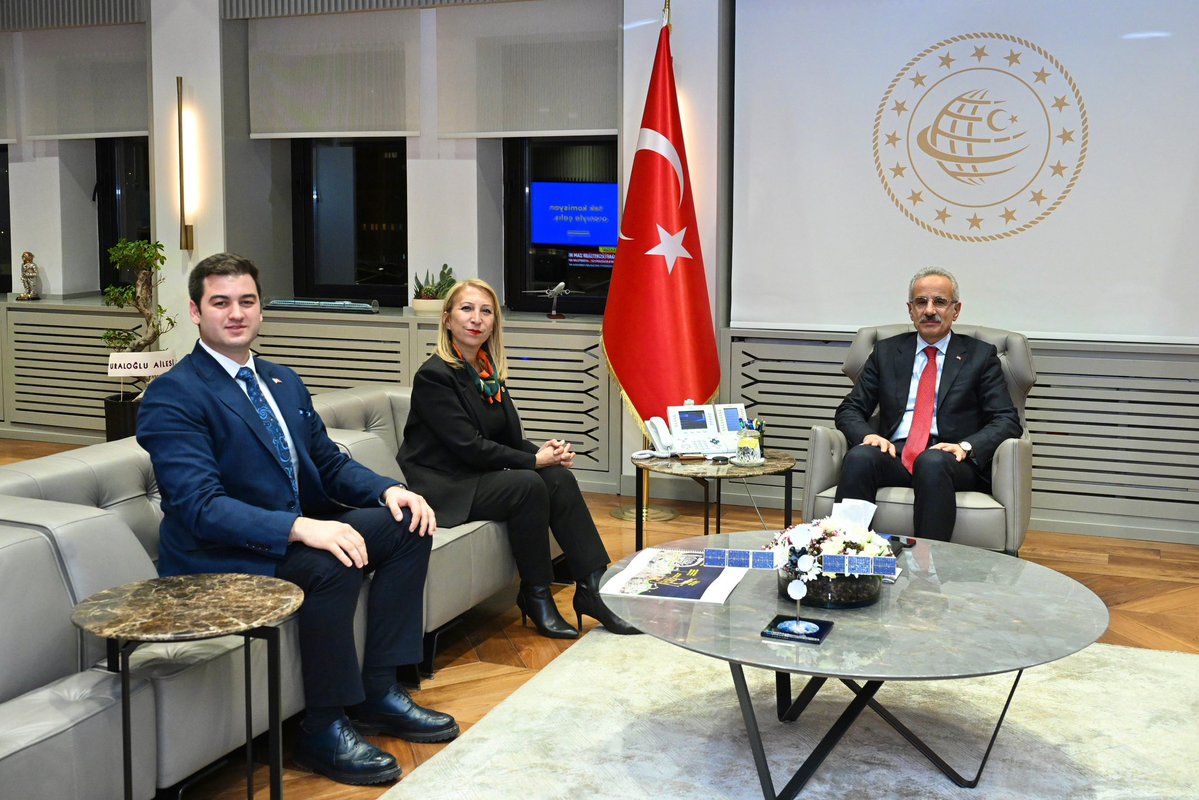 Bodrum Belediye Başkanı Tamer Mandalinci, Ulaştırma ve Altyapı Bakanı Abdulkadir Uraloğlu'nu Ziyaret Etti