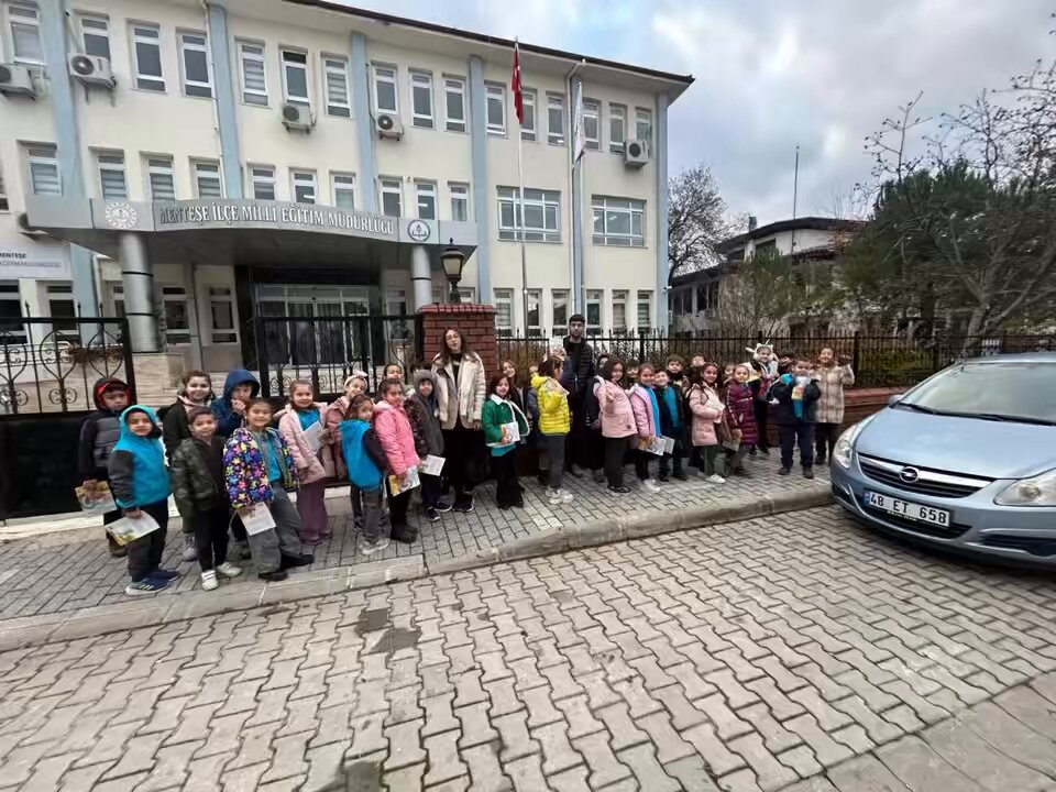 Bir Kitap Bir İnsan Projesi, Yazar Koray Avcı Çakman ile Buluştu