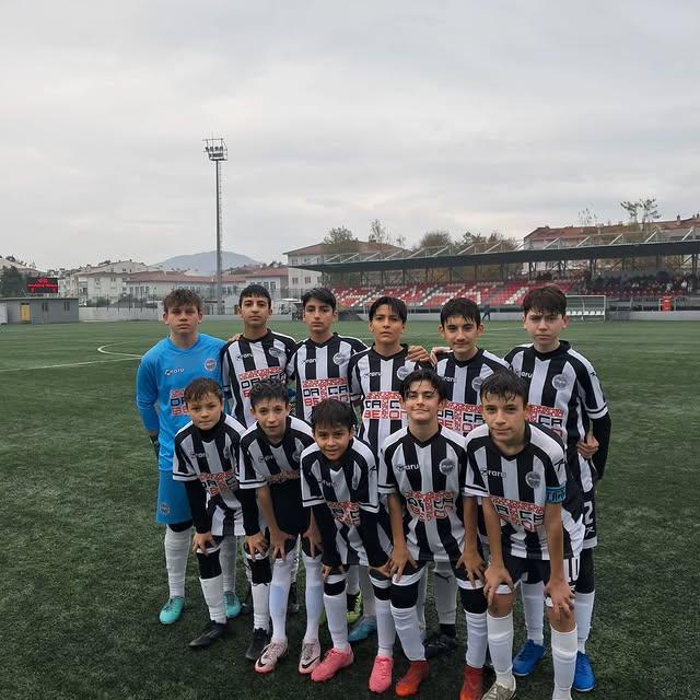 U14 Takımı Playoff Öncesi Güçlü Bir Galibiyet Aldı