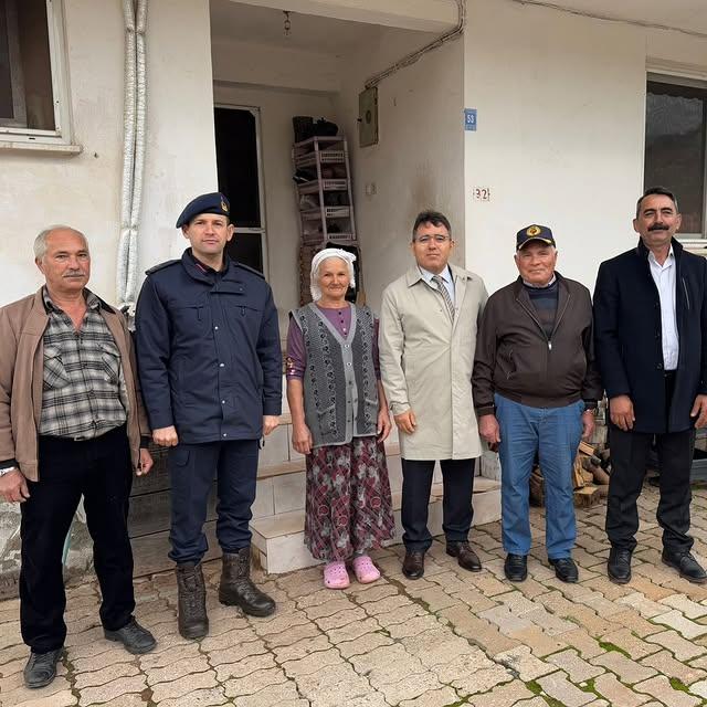 Marmaris Kaymakamı, Kıbrıs Gazisi Mustafa Çelebi'yi Ziyaret Etti